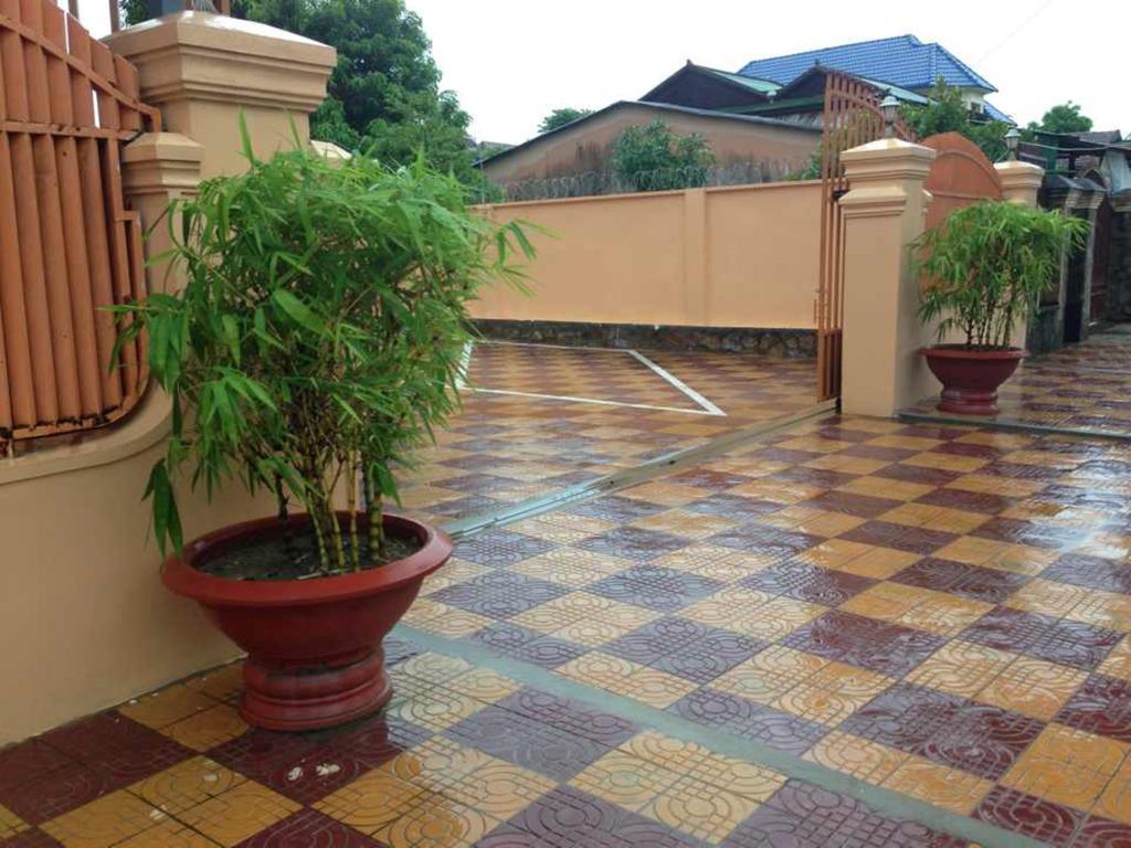 Apsara Guest House Kampot City Exteriör bild