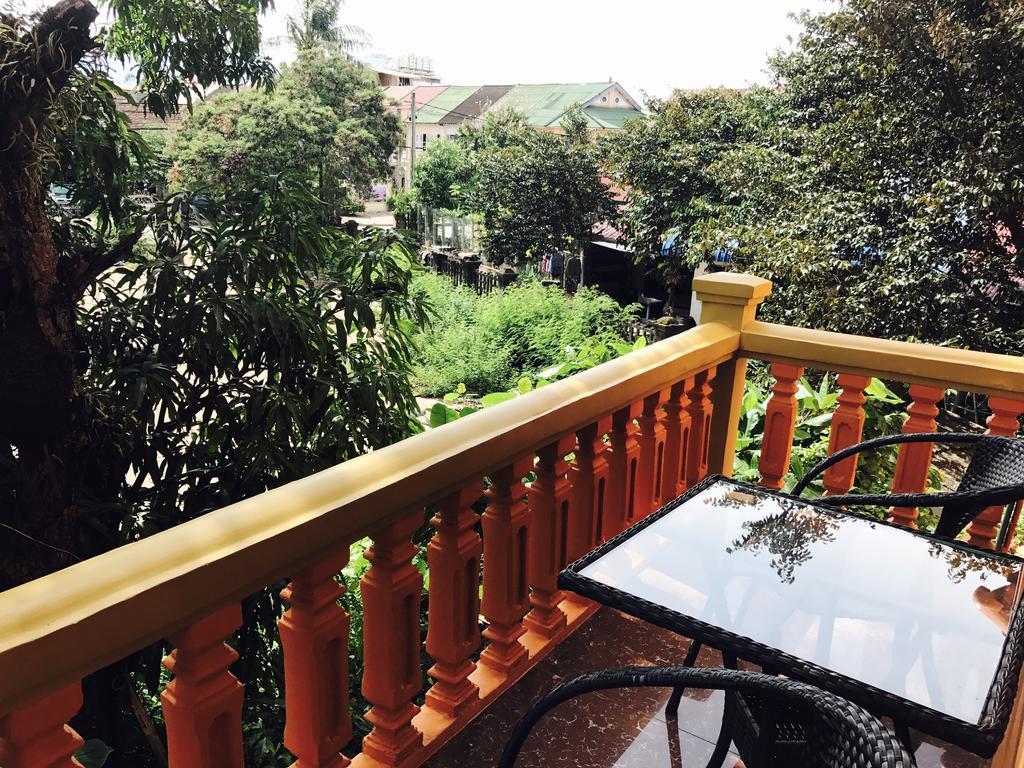 Apsara Guest House Kampot City Exteriör bild
